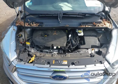 2017 Ford Escape Se z USA, uszkodzony, nr VIN 1FMCU9GD5HUA97825